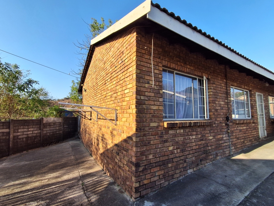 3 Bedroom Property for Sale in Elandsrand North West